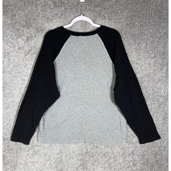 Old Navy Long Sleeve Waffle Knit SPELLOUT Raglan Shirt Mens Size XL Gray Black - Picture 2 of 7